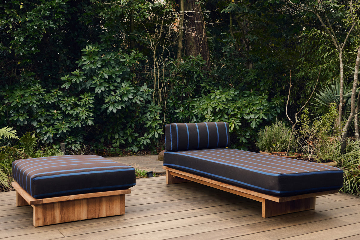 Daybed ogrodowy z drewna tekowego HKliving Outdoor Teak Burnt Sky – 193,5 cm