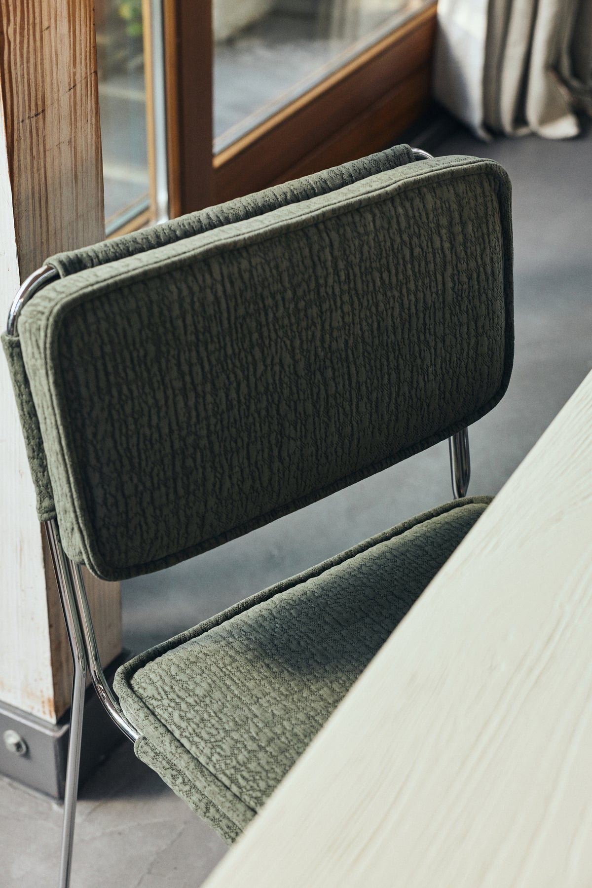 Krzesło do jadalni HKliving Endless Dining Chair Edge Wild Olive