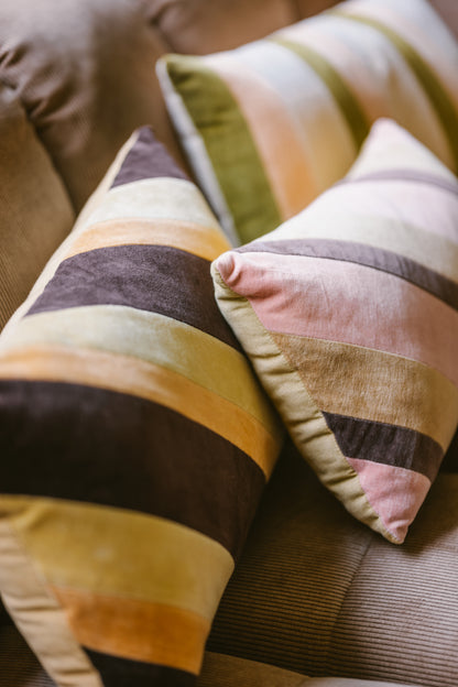 Aksamitna poduszka w paski HKliving Velvet Sunkissed – 50x30 cm