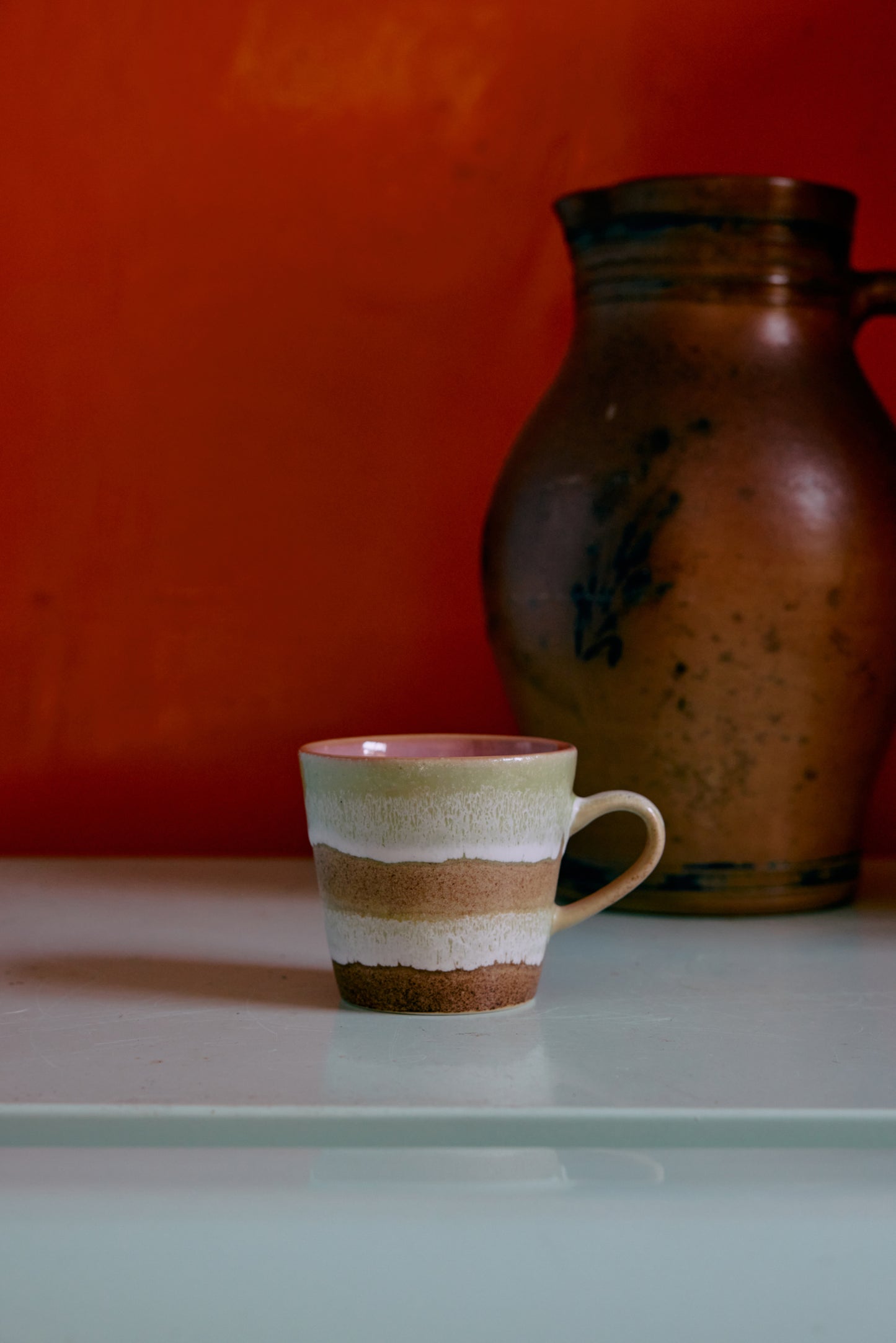 Kubek ceramiczny w stylu retro HKliving – glazura reaktywna, kolekcja 70s
