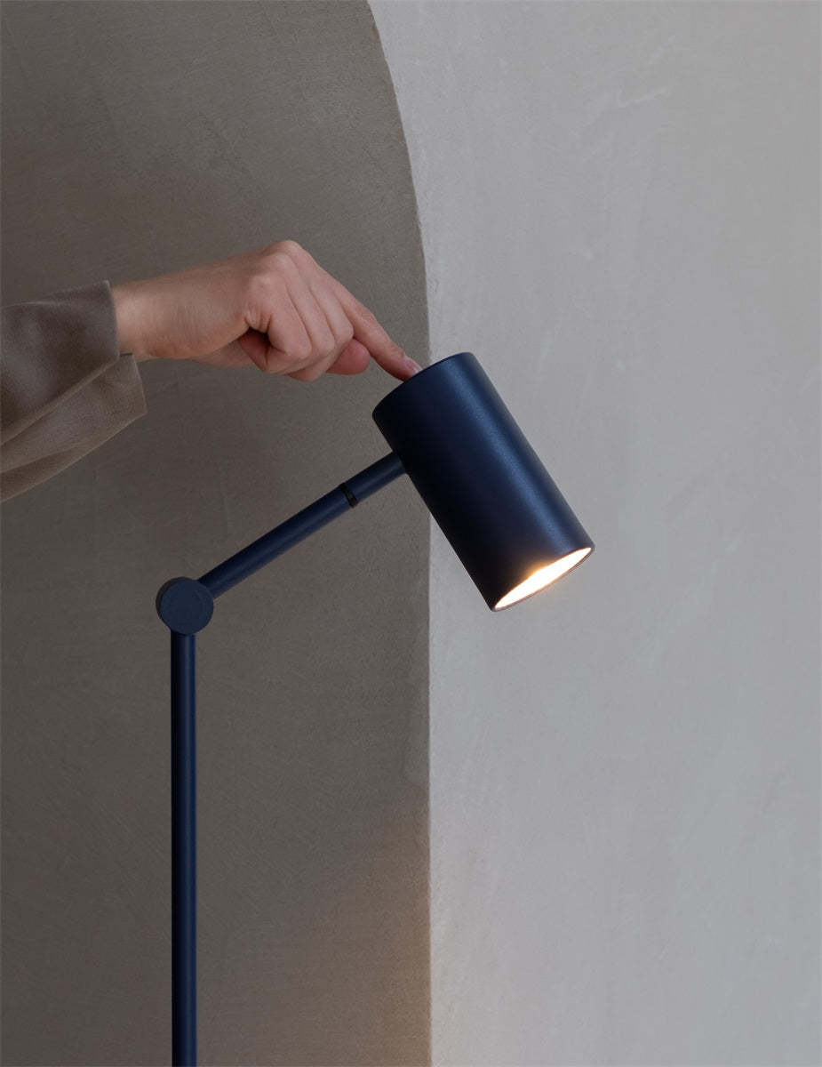 Lampa podłogowa MONTREUX marki IT'S ABOUT ROMI
