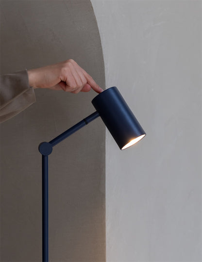 Lampa podłogowa MONTREUX marki IT'S ABOUT ROMI