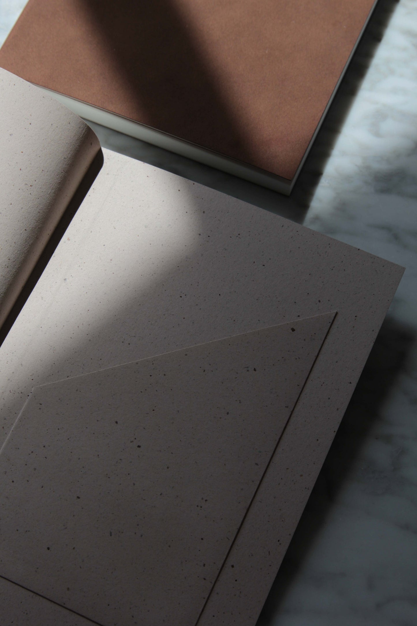 Paper Love Earth-Tone Notebook – Zaprojektowany z miłością przez Magdalenę Tekieli